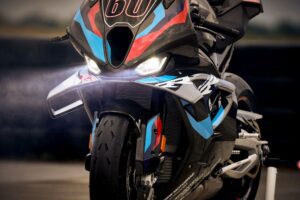 New BMW M 1000RR 2023 capable of 314 km/h top speed