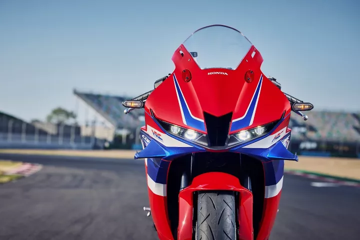 You are currently viewing Exploring the 2024 Honda CBR 600RR – A Triumph of Performance and Precision